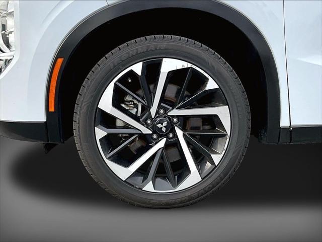 2023 Mitsubishi Outlander - $18,699