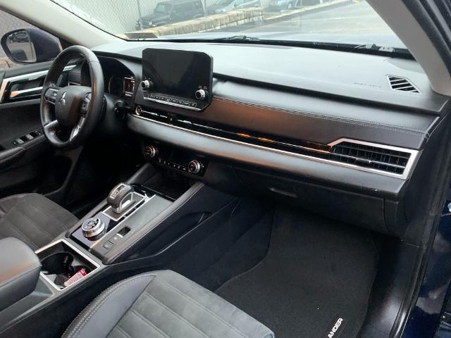 2022 Mitsubishi Outlander - $20,899