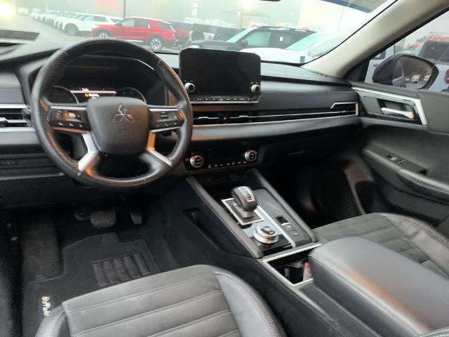 2022 Mitsubishi Outlander - $20,899