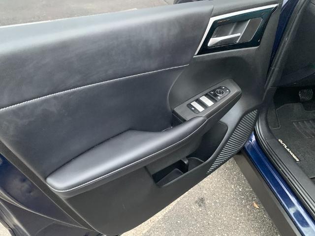 2022 Mitsubishi Outlander - $20,899