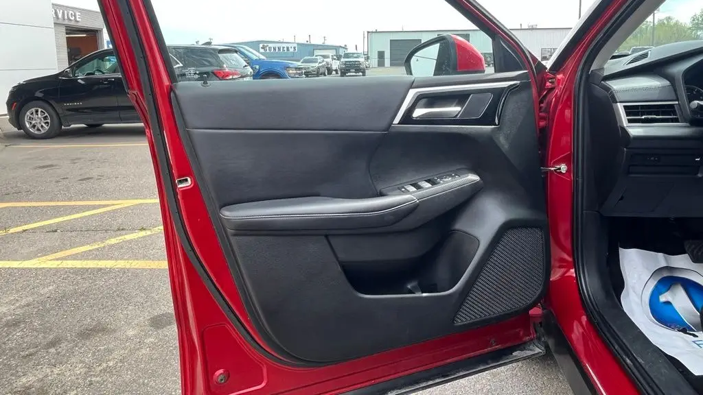 2023 Mitsubishi Outlander SE