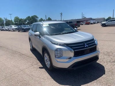 Photo of a 2025 Mitsubishi Outlander AWD ES 4DR SUV for sale