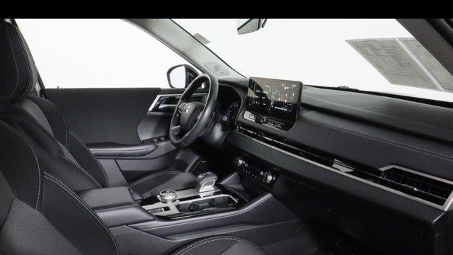 2025 Mitsubishi Outlander ES