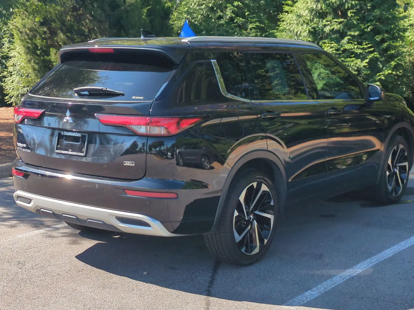 2022 Mitsubishi Outlander - $16,495