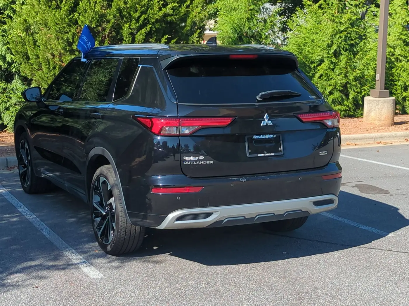 2022 Mitsubishi Outlander - $16,495