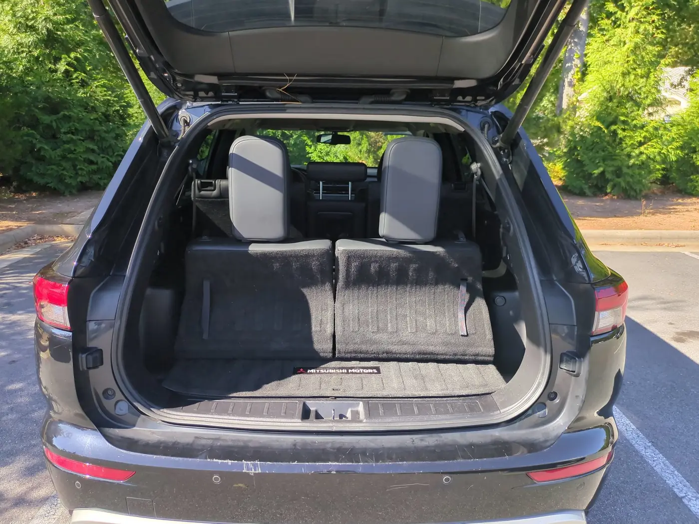 2022 Mitsubishi Outlander - $16,495