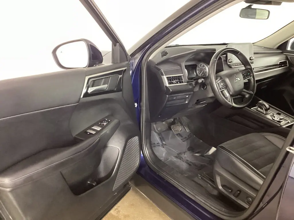 2024 Mitsubishi Outlander - $21,084