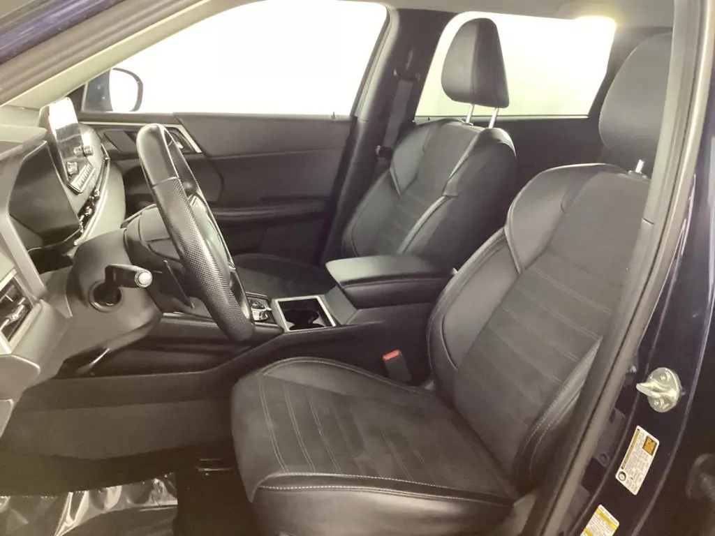 2024 Mitsubishi Outlander - $21,084