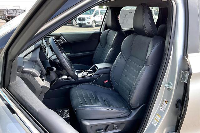 2025 Mitsubishi Outlander - $26,140