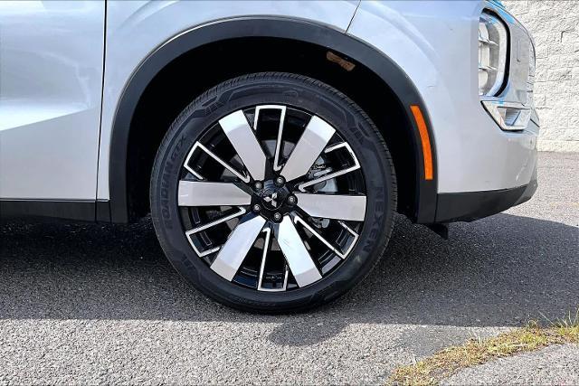2025 Mitsubishi Outlander - $26,140