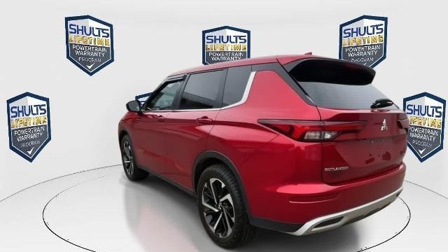 2024 Mitsubishi Outlander SE