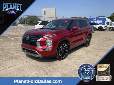 Photo of a 2024 Mitsubishi Outlander AWD SE 4DR SUV for sale