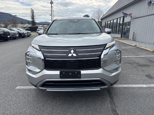 2025 Mitsubishi Outlander - $29,999