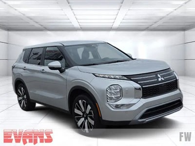 Photo of a 2025 Mitsubishi Outlander AWD SE 4DR SUV for sale