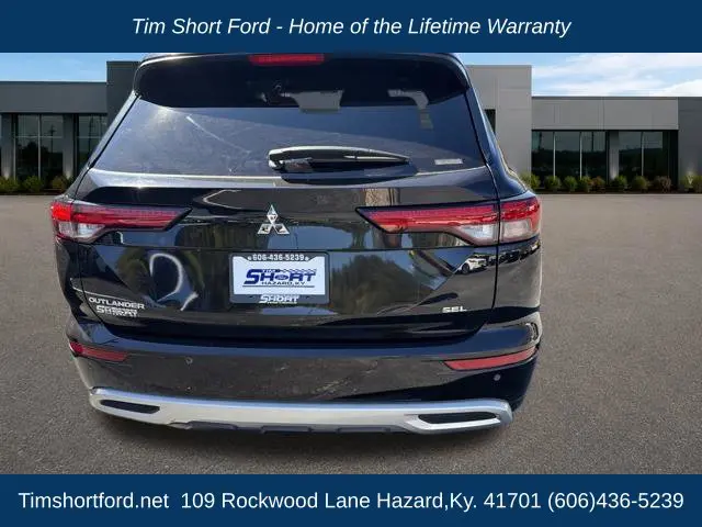 2022 Mitsubishi Outlander - $17,193