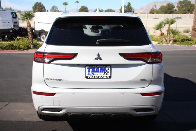 2022 Mitsubishi Outlander - $22,015
