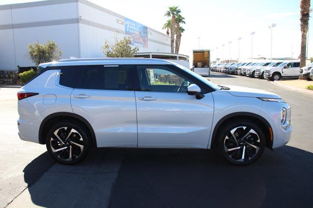 2022 Mitsubishi Outlander - $22,015