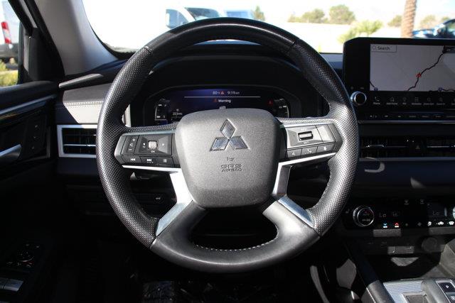 2022 Mitsubishi Outlander - $22,015