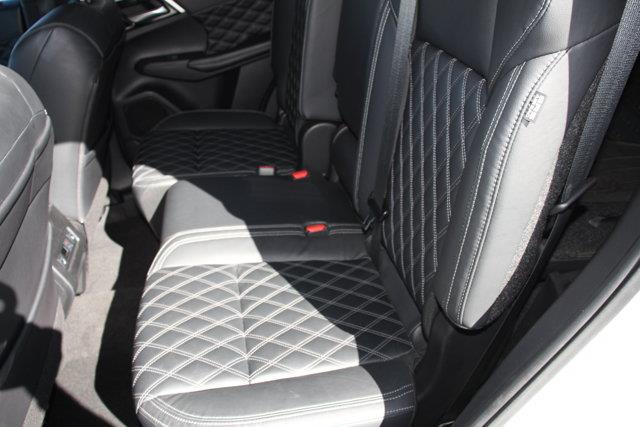 2022 Mitsubishi Outlander - $22,015