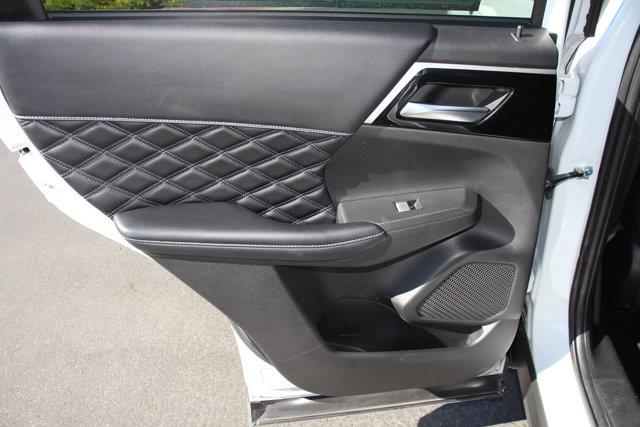 2022 Mitsubishi Outlander - $22,015