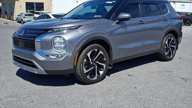 Preowned 2024 Mitsubishi Outlander SE for Sale