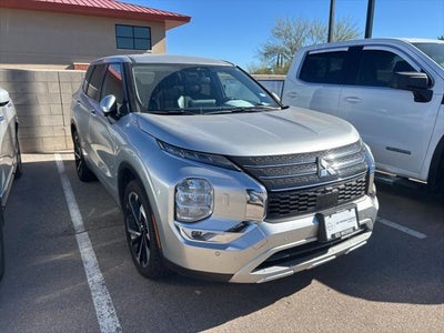 Photo of a 2024 Mitsubishi Outlander AWD SE 4DR SUV for sale