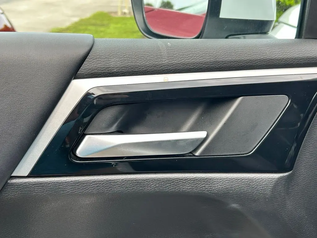 2024 Mitsubishi Outlander - $20,840