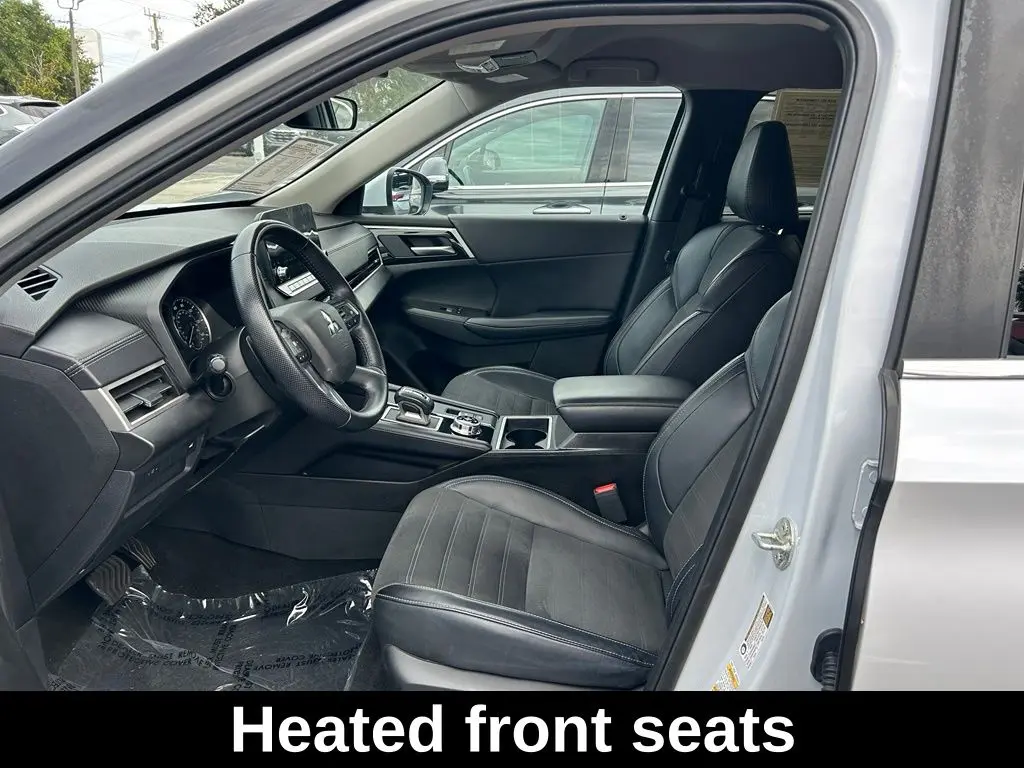 2024 Mitsubishi Outlander - $20,840