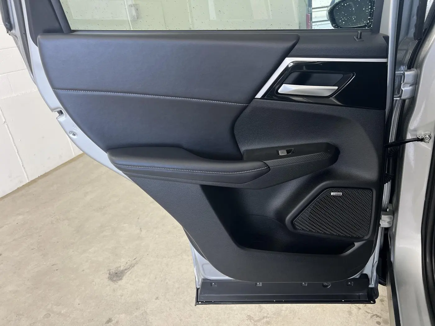2025 Mitsubishi Outlander - $25,998