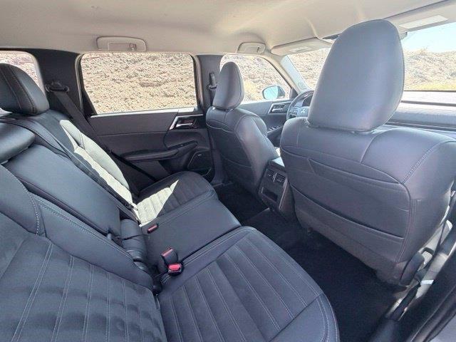 2025 Mitsubishi Outlander - $23,014