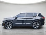 2023 Outlander Thumbnail 17