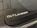2023 Outlander Thumbnail 16
