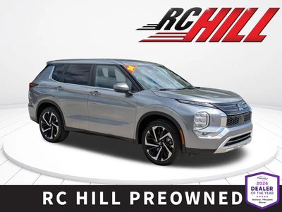 Photo of a 2024 Mitsubishi Outlander AWD SE 4DR SUV for sale
