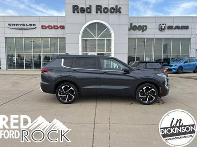 Photo of a 2024 Mitsubishi Outlander AWD SE 4DR SUV for sale