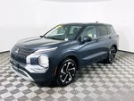 2024 Outlander Thumbnail 3