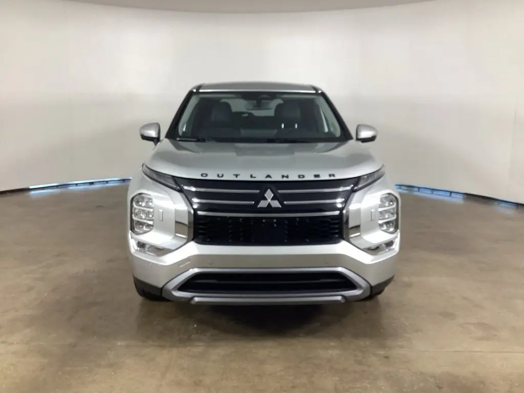 2025 Mitsubishi Outlander - $25,564
