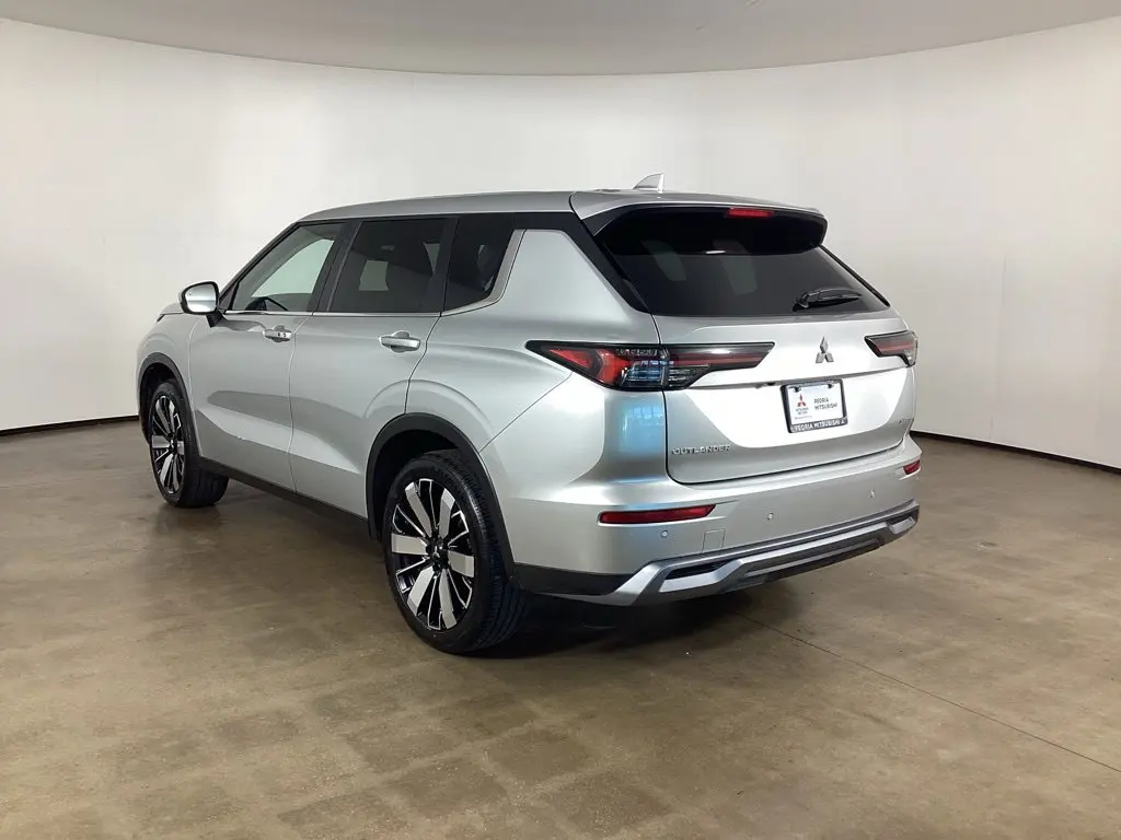 2025 Mitsubishi Outlander - $25,564