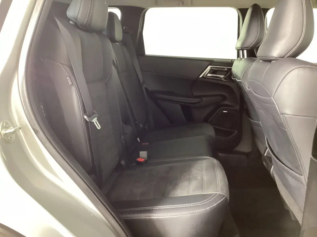 2025 Mitsubishi Outlander - $25,564