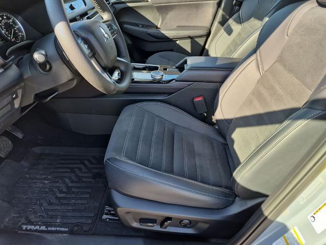 2025 Mitsubishi Outlander - $29,555