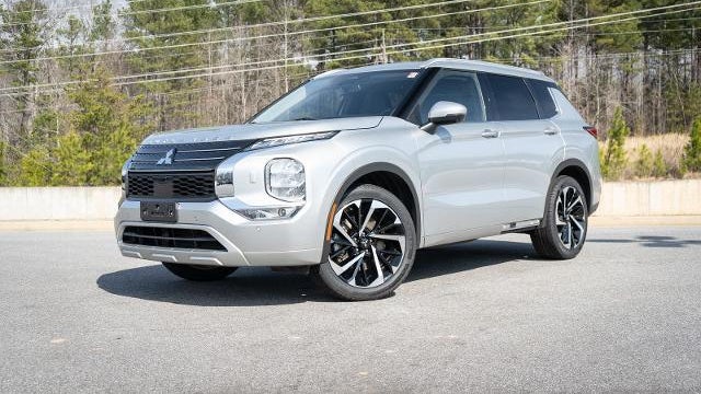 Preowned 2022 Mitsubishi Outlander SEL for Sale