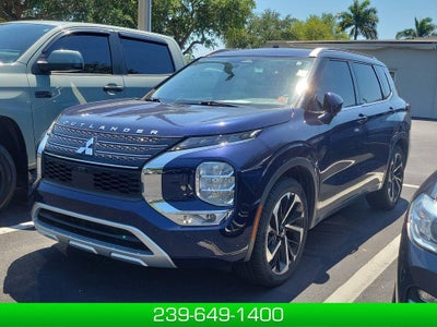 Photo of a 2022 Mitsubishi Outlander AWD SEL Special Edition 4DR SUV for sale