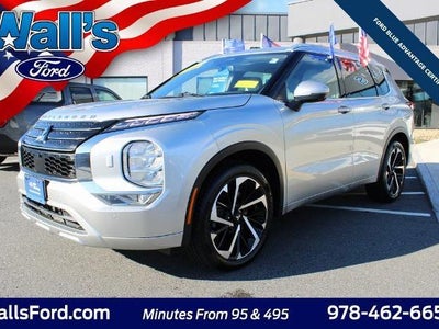 Photo of a 2022 Mitsubishi Outlander AWD SEL 4DR SUV for sale