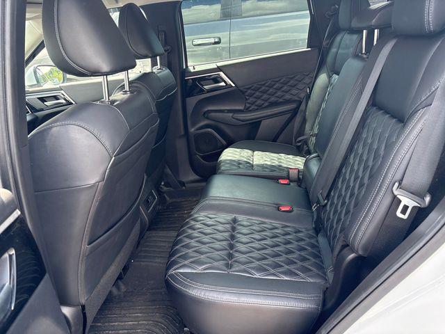 2022 Mitsubishi Outlander - $19,757