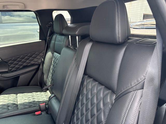 2022 Mitsubishi Outlander - $19,757