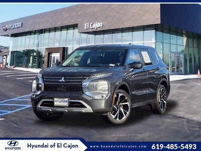 Photo of a 2024 Mitsubishi Outlander AWD SE 4DR SUV for sale