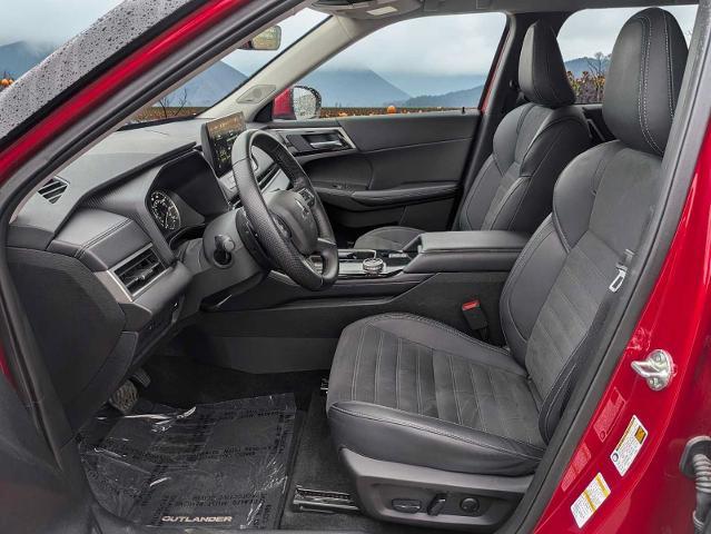 2025 Mitsubishi Outlander - $26,245