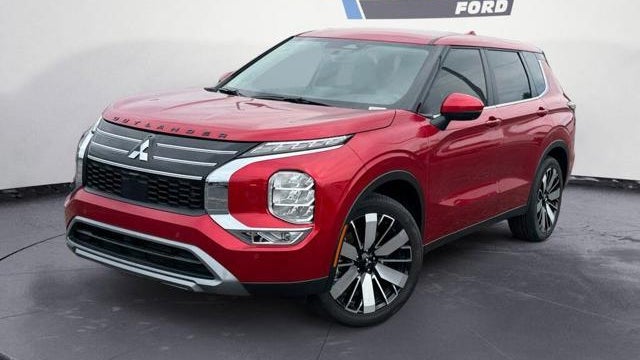 Preowned 2025 Mitsubishi Outlander SE for Sale