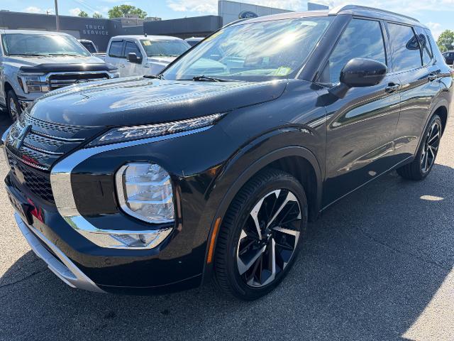 2023 Mitsubishi Outlander - $21,000