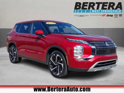 Photo of a 2024 Mitsubishi Outlander AWD SE 4DR SUV for sale