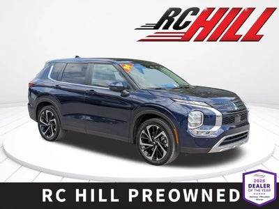 Photo of a 2024 Mitsubishi Outlander AWD SE 4DR SUV for sale